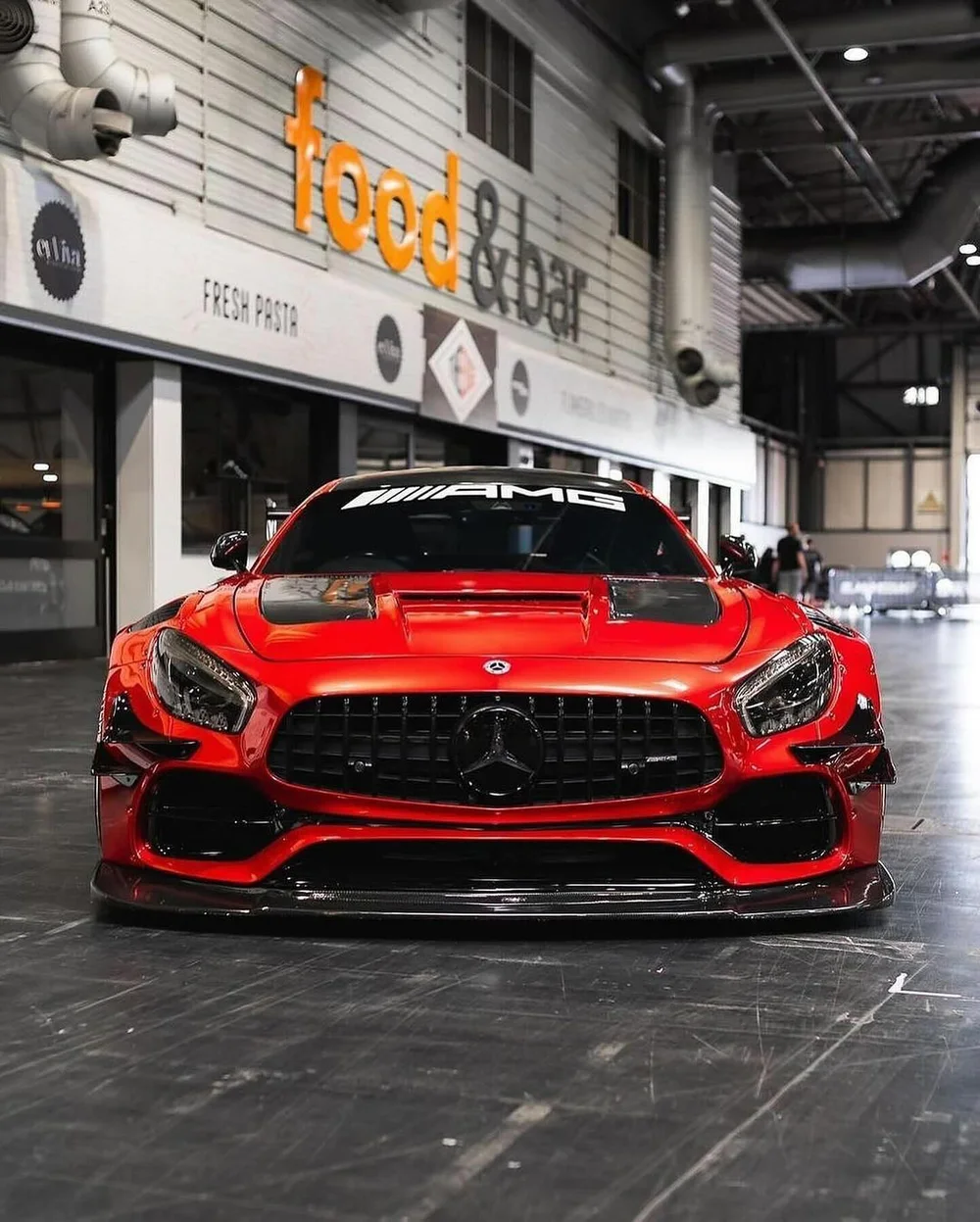 Head-on view of the widebody AMG GT